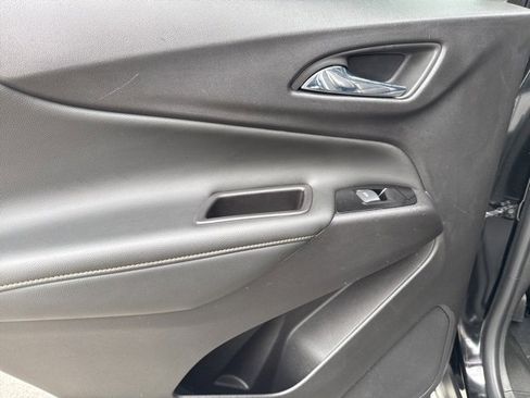 Certified 2022 Chevrolet Equinox Premier image 26