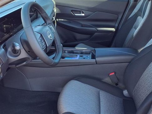 New 2026 Nissan Sentra SV w/ SV Convenience Package FWD image 12