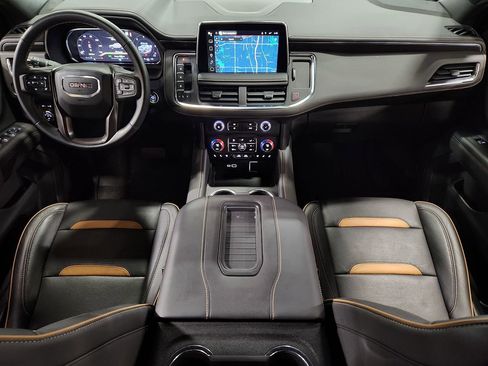 Used 2023 GMC Yukon XL AT4 image 47