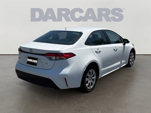 Used 2025 Toyota Corolla LE FWD image 7