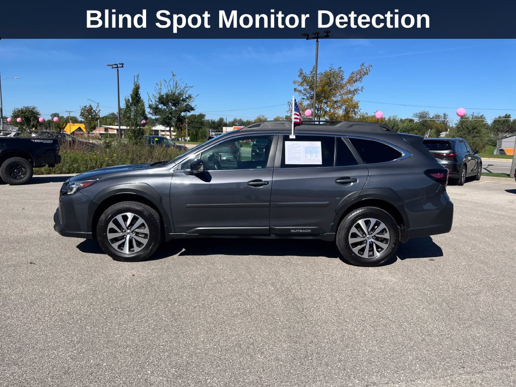 Used 2025 Subaru Outback Premium AWD/4WD image 2