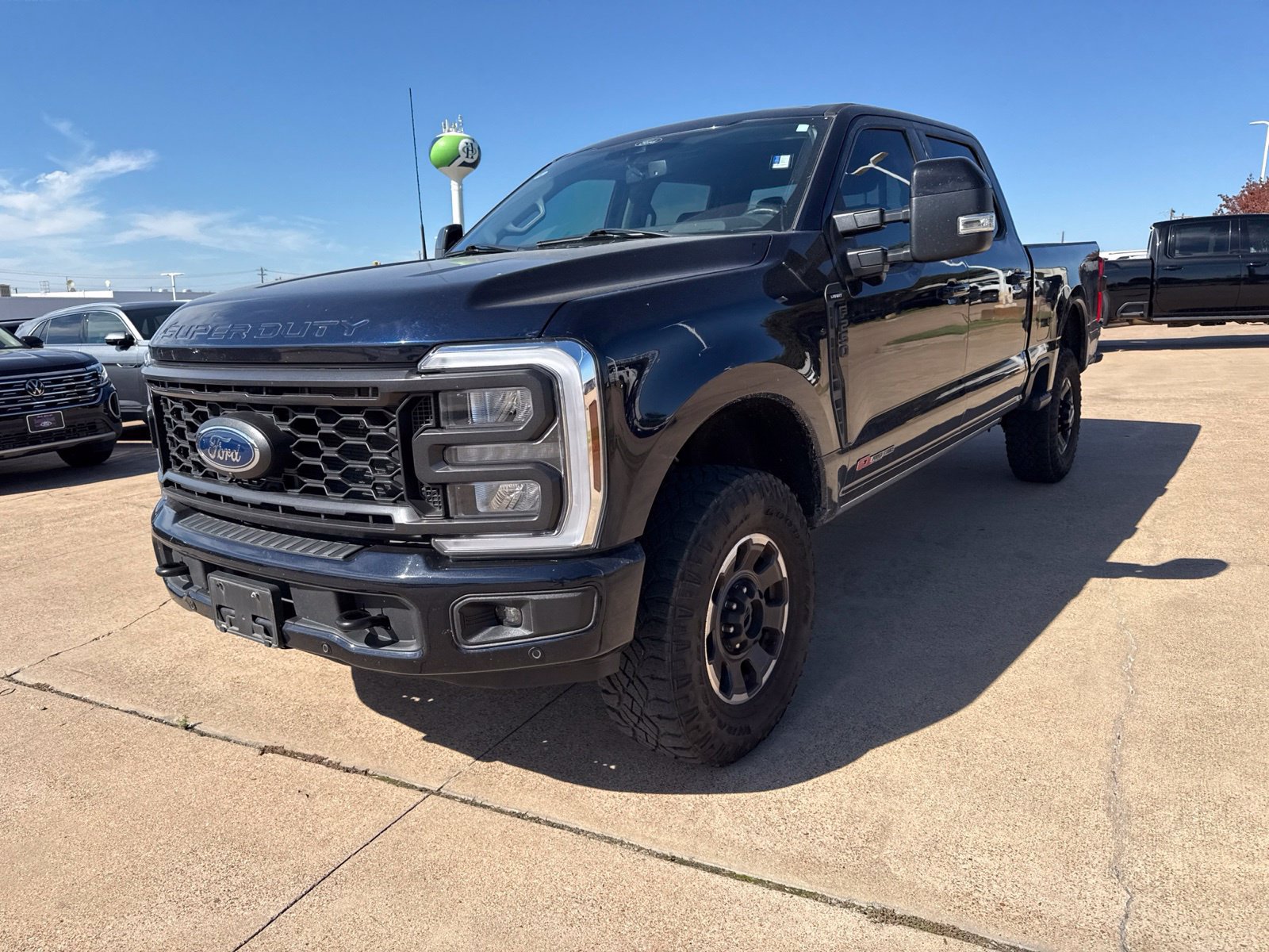 Used 2024 Ford F250 Lariat w/ Lariat Ultimate Package AWD/4WD image 3