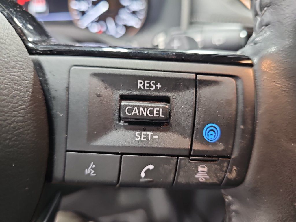 Certified 2023 Nissan Rogue SV w/ SV Premium B Package AWD/4WD image 18