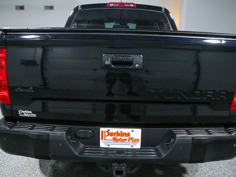 Used 2021 Toyota Tundra SR5 AWD/4WD image 8