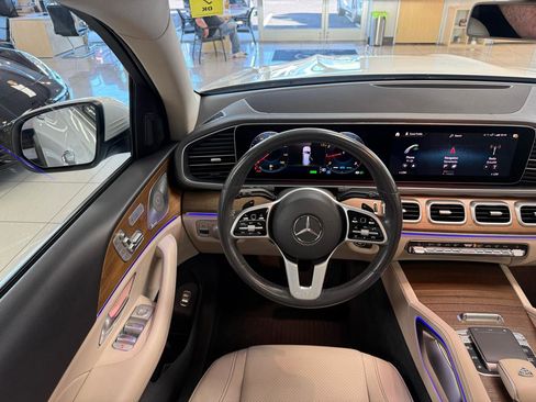 Used 2020 Mercedes-Benz GLS 450 4MATIC image 15