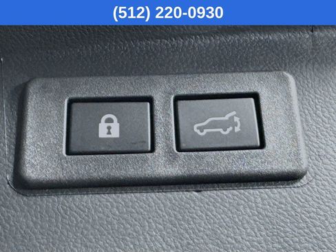 Used 2025 Subaru Outback Premium image 31