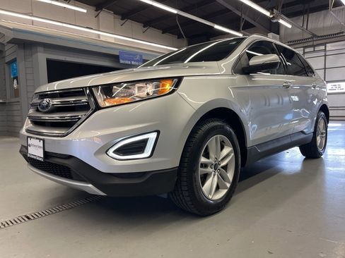 Used 2017 Ford Edge SEL w/ Equipment Group 201A image 3