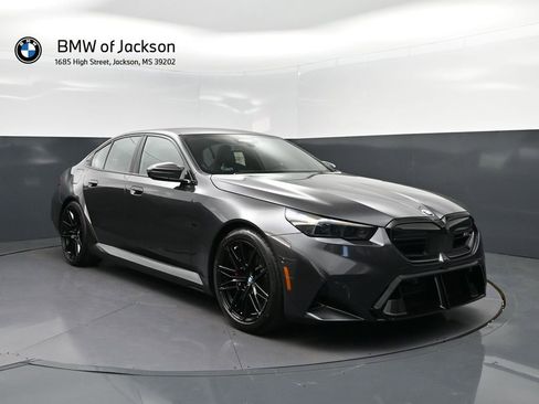 New 2026 BMW M5 w/ Executive Package AWD/4WD image 9