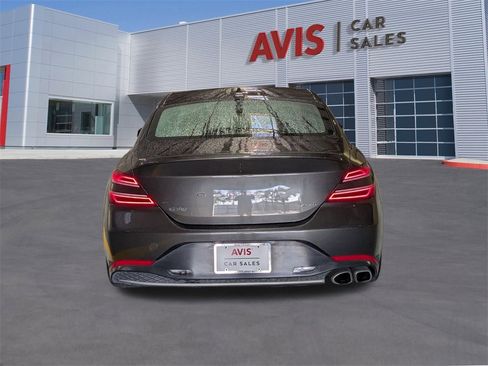 Used 2023 Genesis G70 2.0T image 7