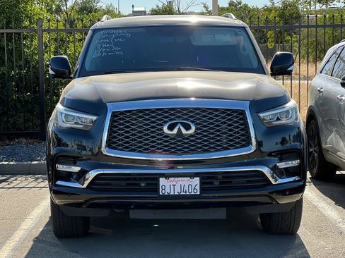 Used 2018 INFINITI QX80 4WD image 3