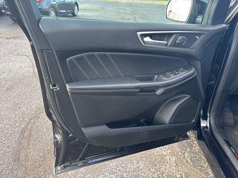 Certified 2022 Ford Edge ST image 19