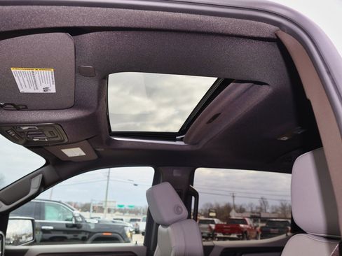 New 2026 GMC Sierra 1500 SLT w/ SLT Premium Plus Package image 7