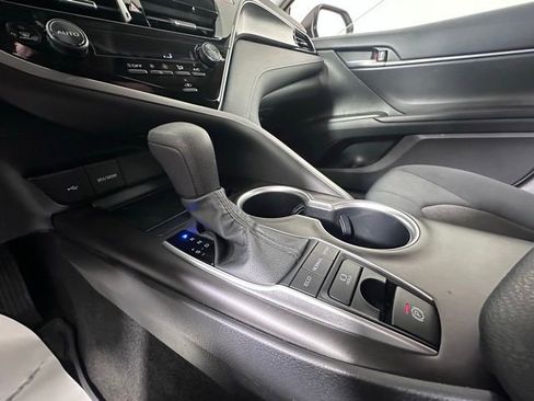 Used 2023 Toyota Camry LE image 27