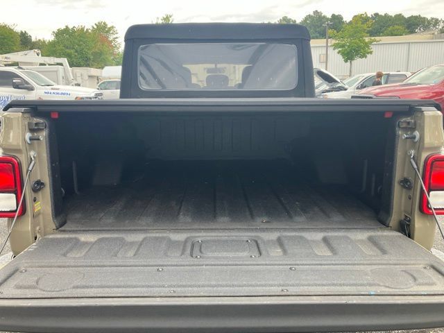 Used 2020 Jeep Gladiator Sport w/ Quick Order Package 24S AWD/4WD image 19