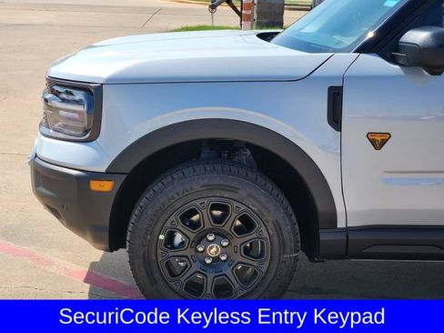 New 2026 Ford Bronco Sport Badlands AWD/4WD image 9