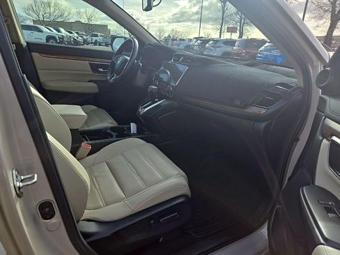 Used 2019 Honda CR-V Touring image 30