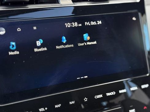 Used 2024 Hyundai Santa Cruz Limited image 35