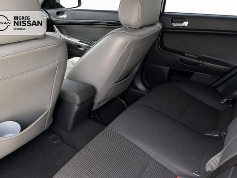 Used 2017 Mitsubishi Lancer ES FWD image 13