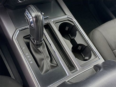 Used 2018 Ford F150 XLT w/ Equipment Group 302A Luxury image 11