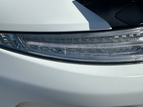 Certified 2016 Porsche 911 R RWD image 35