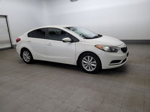 Used 2016 Kia Forte LX w/ LX Popular Plus Package FWD image 11