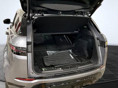 Used 2024 Land Rover Range Rover Evoque Dynamic SE image 6