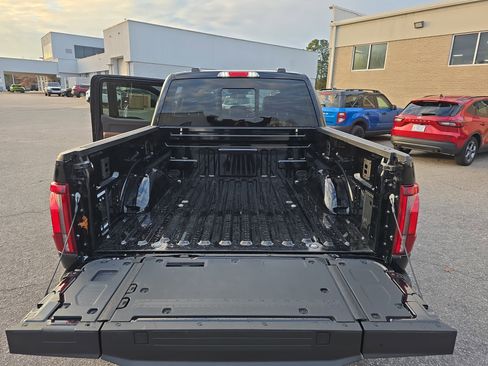 Used 2024 Ford F150 King Ranch w/ FX4 Off-Road Package image 14