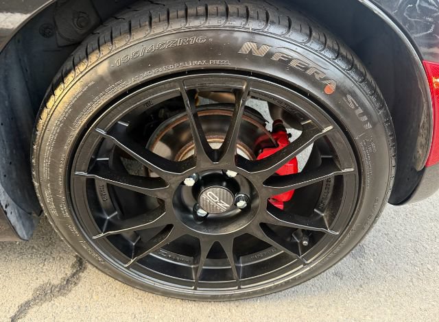Used 2012 FIAT 500 Abarth w/ Safety & Convenience Pkg FWD image 26