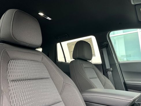 New 2026 Chevrolet Equinox LT w/ Safety and Technology Package FWD image 17
