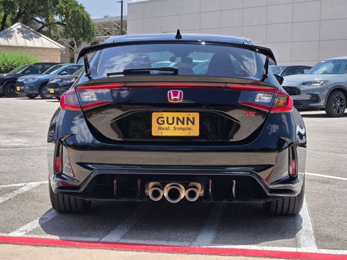 Used 2026 Honda Civic Type R image 4
