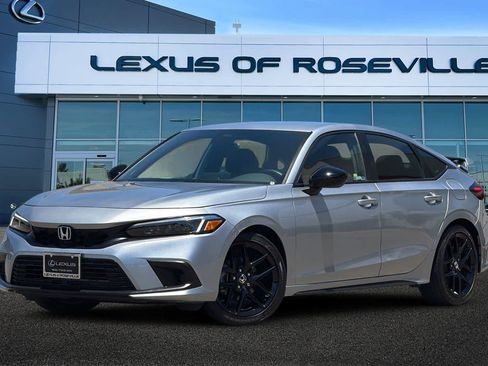 Used 2024 Honda Civic Sport image 1