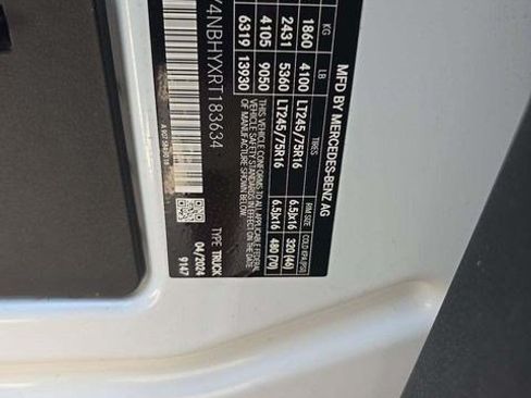 Used 2024 Mercedes-Benz Sprinter 2500 image 11