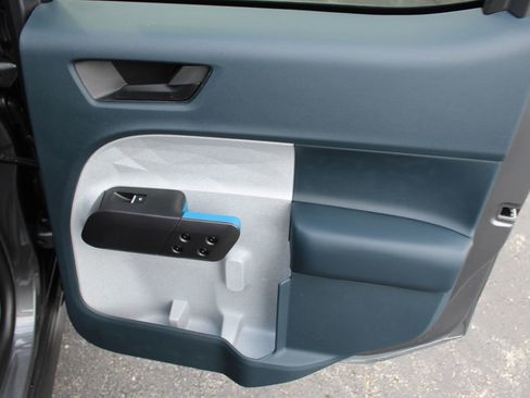 New 2025 Ford Maverick XLT w/ XLT Luxury Package image 13