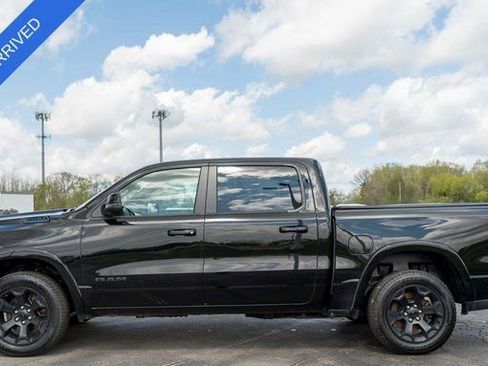 Used 2025 RAM 1500 Big Horn AWD/4WD image 9