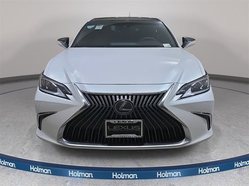 Used 2019 Lexus ES 350 image 3