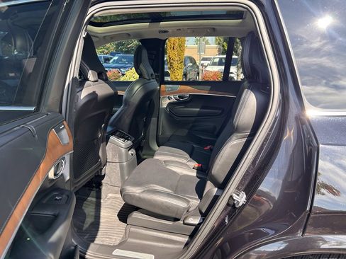 Used 2019 Volvo XC90 T8 Inscription w/ Luxury Package AWD/4WD image 19