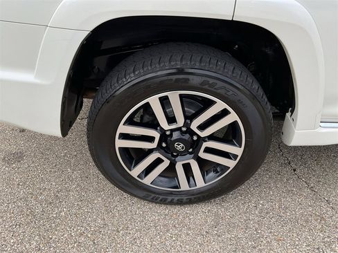 Used 2022 Toyota 4Runner Limited w/ Wilderness Package (TMS) image 21