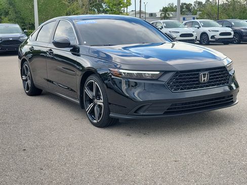 Certified 2025 Honda Accord Sport image 31