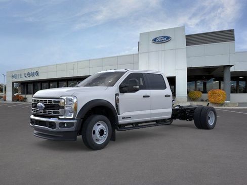 New 2026 Ford F550 4x4 Crew Cab image 1