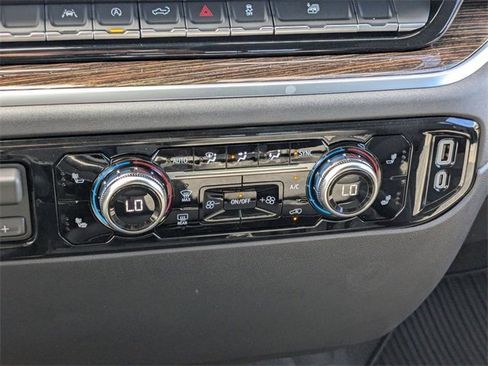 New 2026 GMC Sierra 1500 SLE w/ Preferred Package image 24