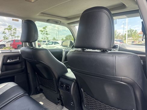 Used 2016 Toyota 4Runner Limited AWD/4WD image 25