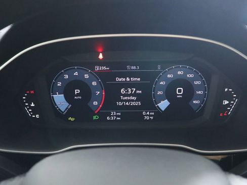 Used 2025 Audi Q3 2.0T Premium w/ Convenience Package image 33