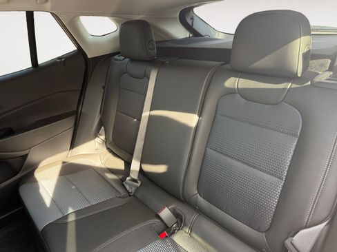 New 2026 Chevrolet Trax LT w/ Driver Confidence Package image 13