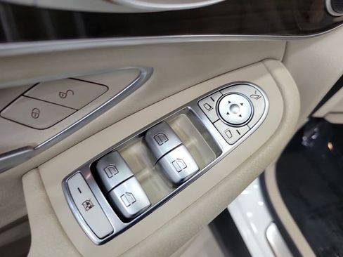 Used 2022 Mercedes-Benz GLC 300 image 14