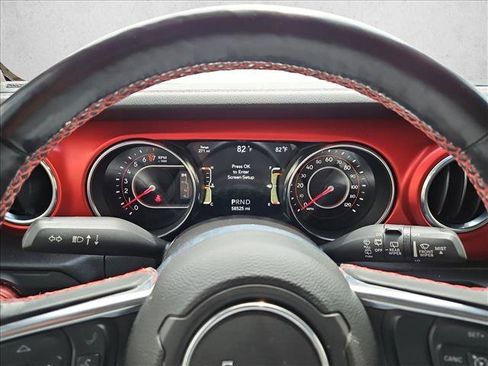 Used 2021 Jeep Wrangler Unlimited Rubicon AWD/4WD image 10