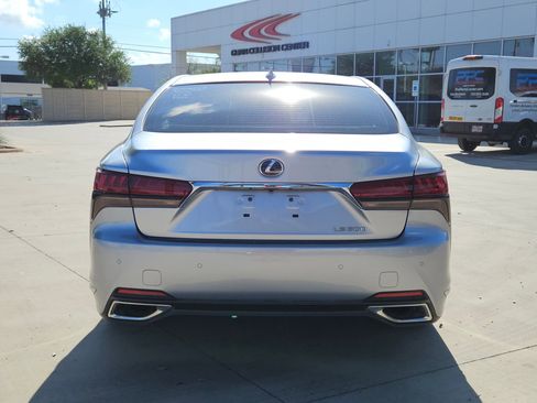 Used 2021 Lexus LS 500 image 4