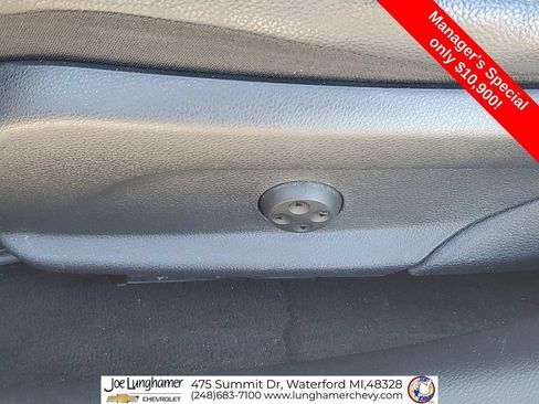 Used 2016 Mercedes-Benz C 300 Sedan image 32
