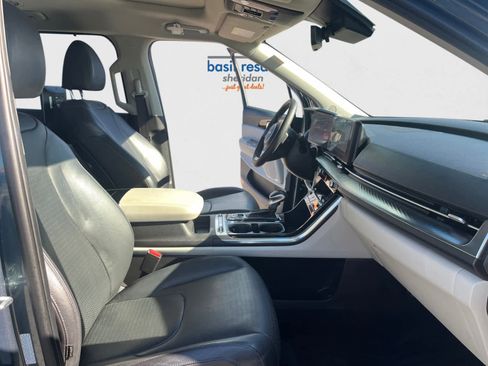 Used 2022 Kia Carnival SX Prestige FWD image 20