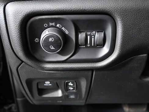 Used 2025 RAM 1500 Laramie w/ Night Edition AWD/4WD image 25