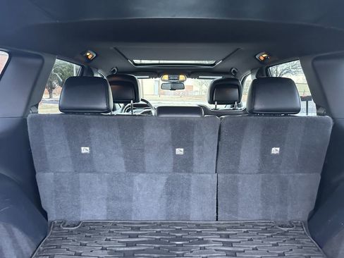 Used 2014 Jeep Grand Cherokee Overland w/ Advanced Technology Group image 24